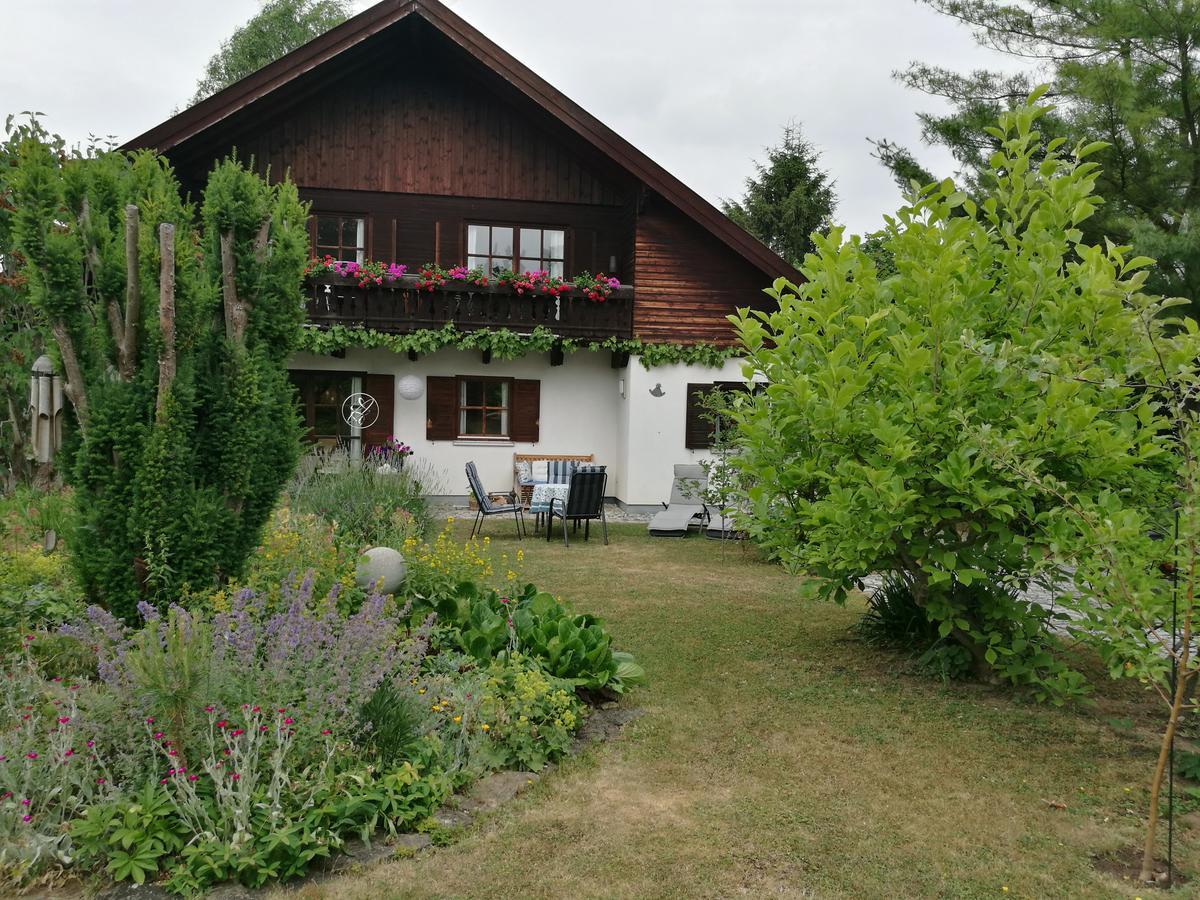 וויימר Apartment Haus Merlin Am Boeckelsberg מראה חיצוני תמונה